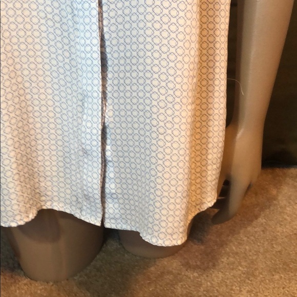 J. McLaughlin Silk Geometric Button Down Tank - Picture 4 of 8